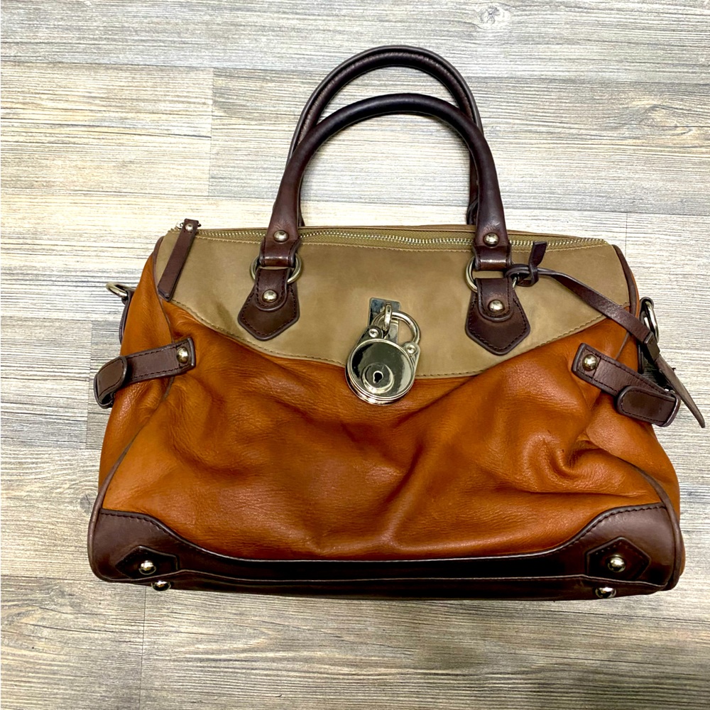Danier Leather Handbag & Shoulder Bag